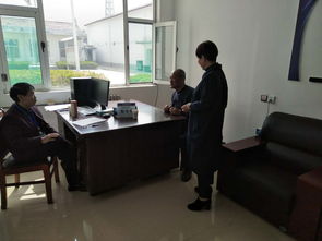 法律顾问张彦山深入景凤乡提供免费法律咨询服务